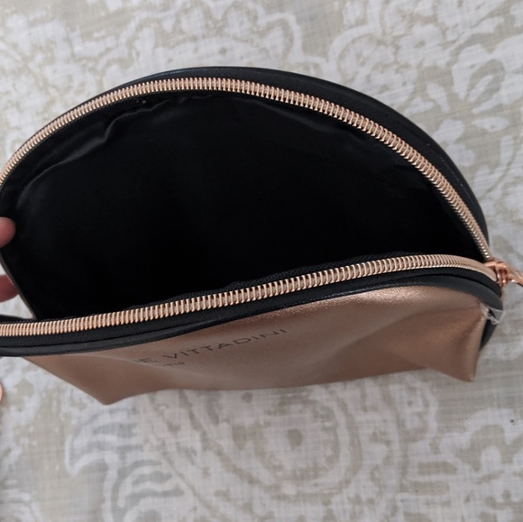 Never used Adrienne Vittadini make up bags - Picture 3 of 3